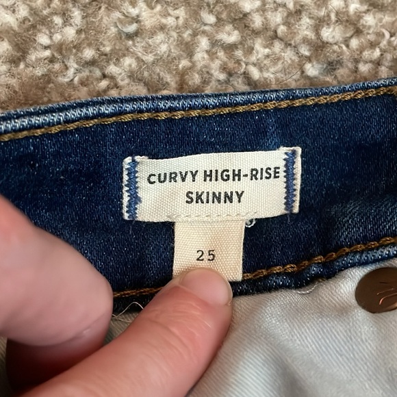 Madewell Curve High-Rise Skinny Jeans - Picture 8 of 8
